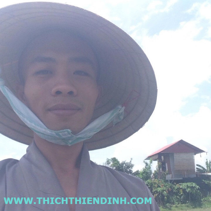CÁCH NHÌN ĐỜI