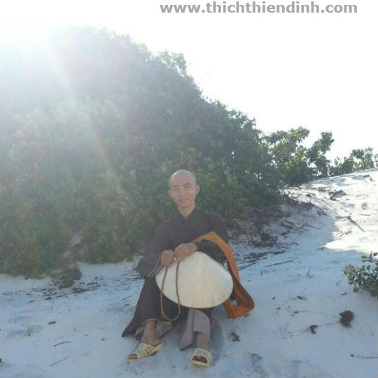HÃY ĐI TU KHI CÒN TRẺ...