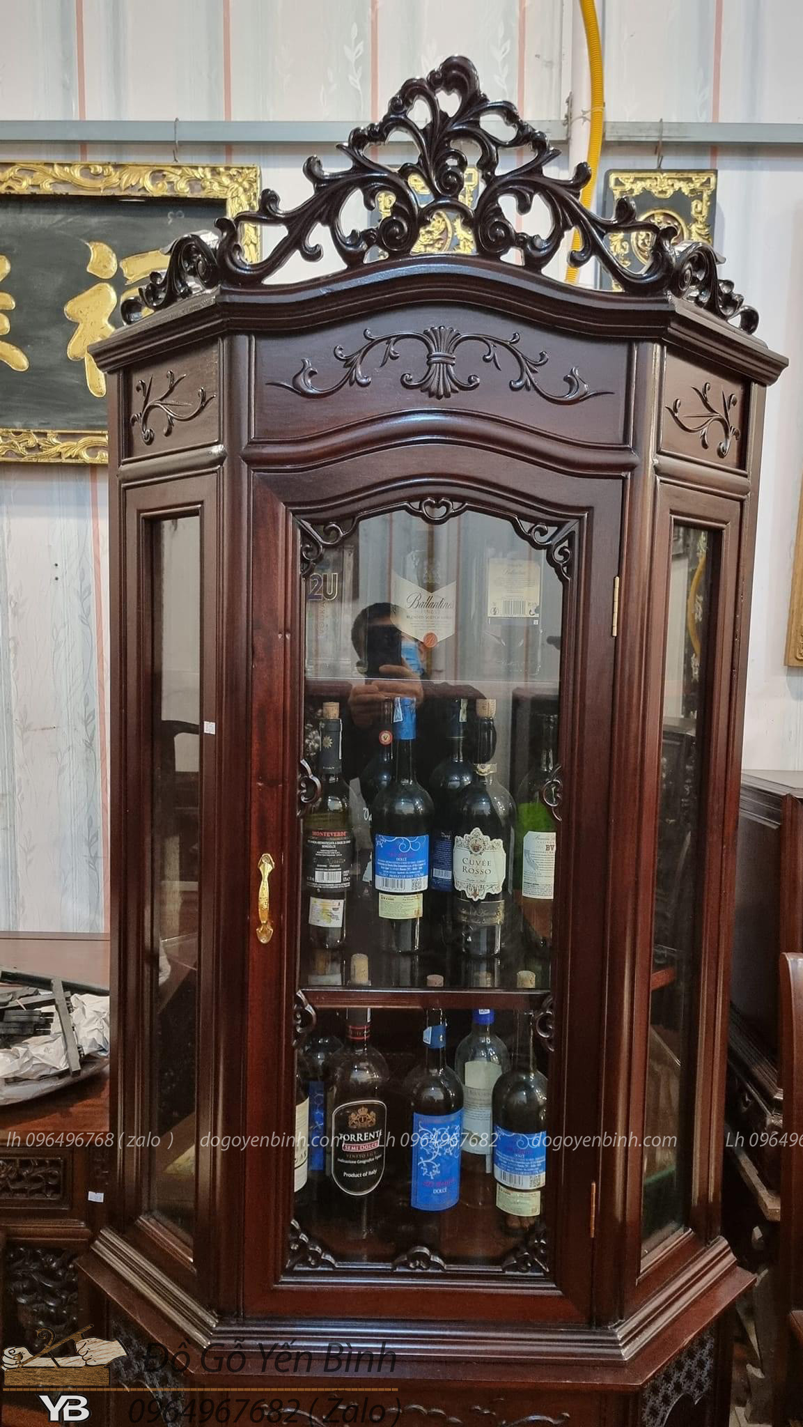 tu-ruou-goc-tu-trung-bay-do-phong-khach-phong-bep-10