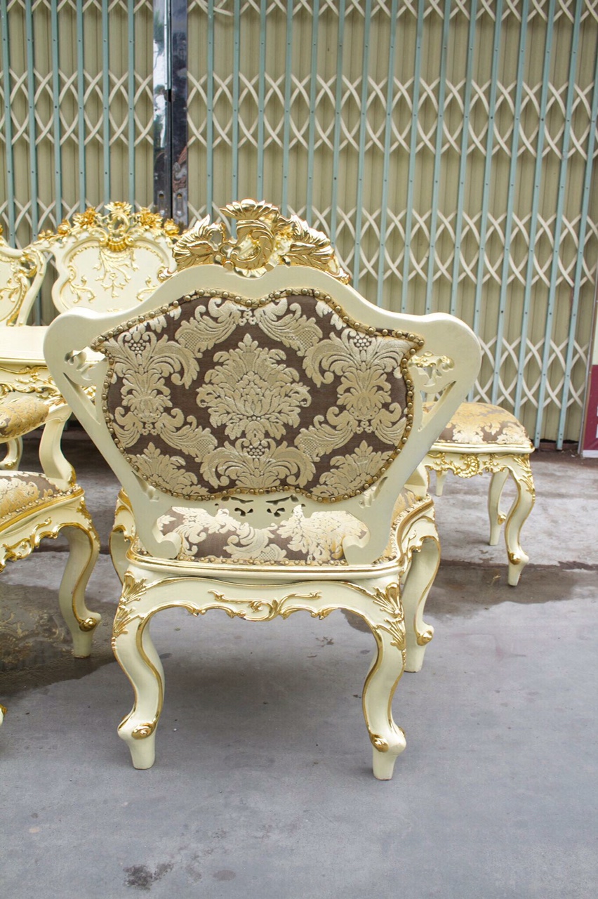 bo-ban-ghe-louis-boc-dem