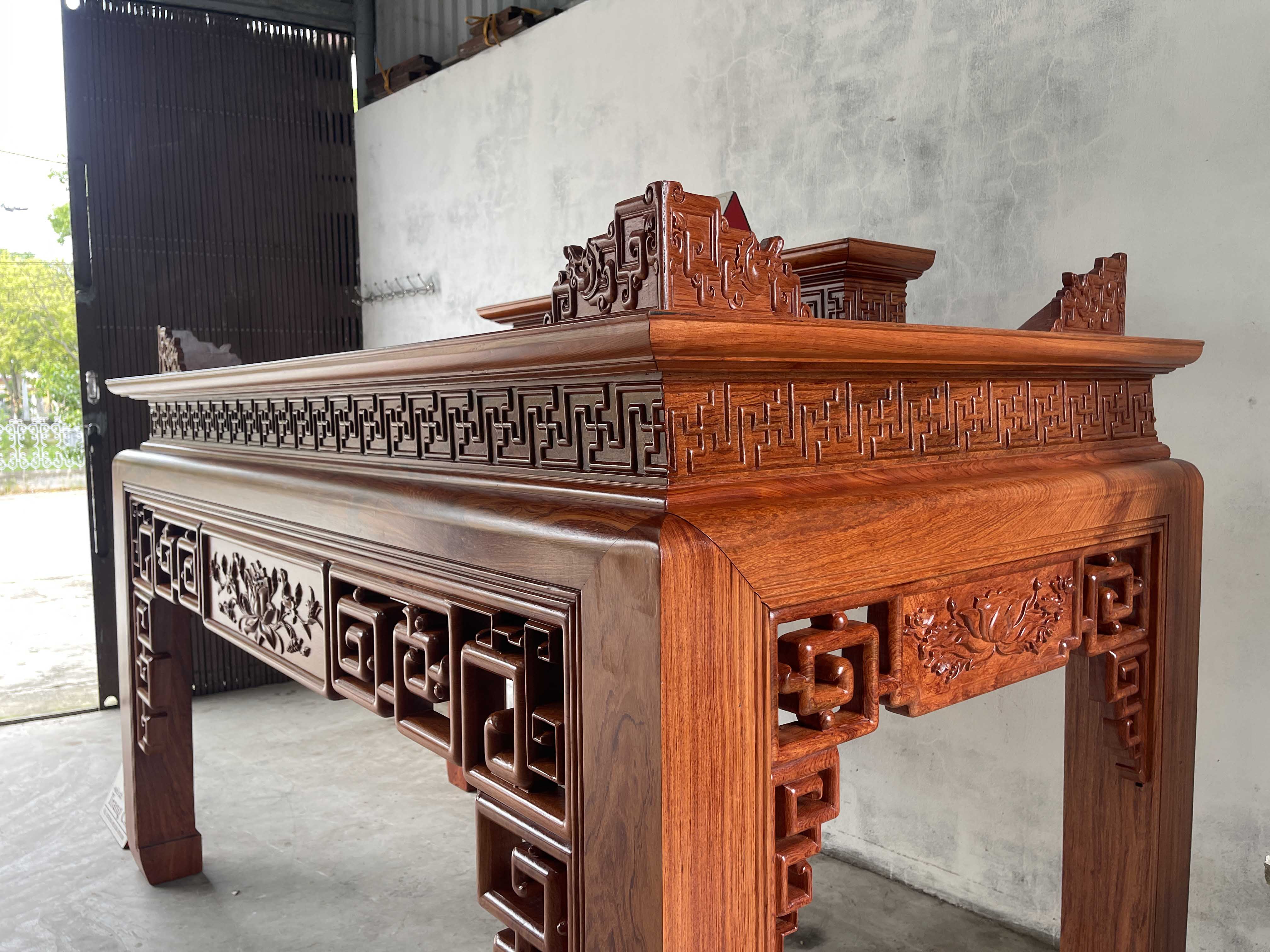 ban_tho_go_huong_da_3