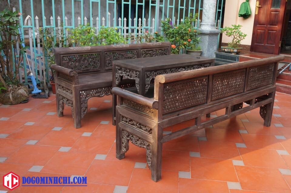 BO-BAN-GHE-TRUONG-KY-DANH-MAU-THEO-LOI-CO-2