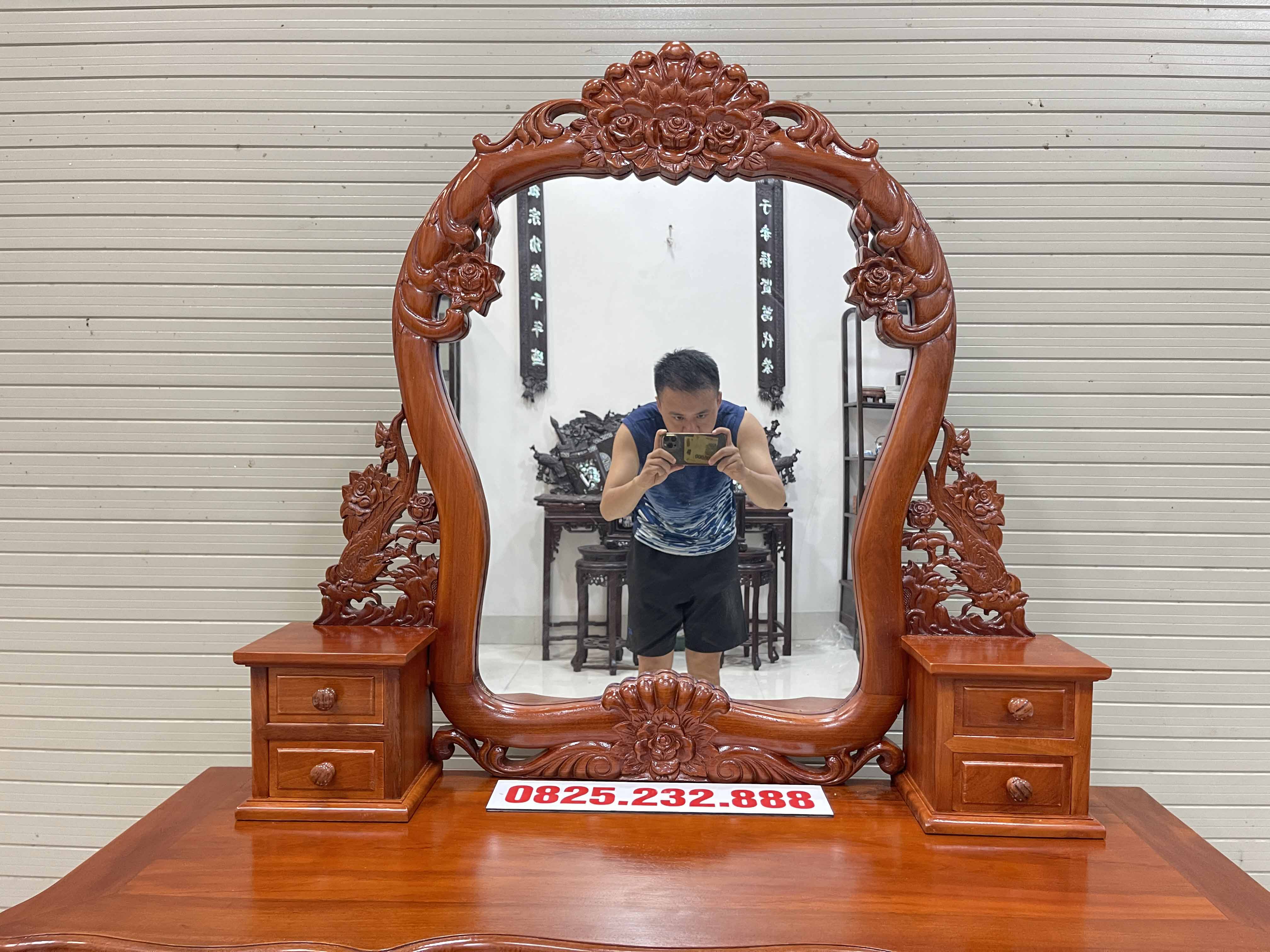 #ban_phan_hoa_hong_tan_co_dien_3