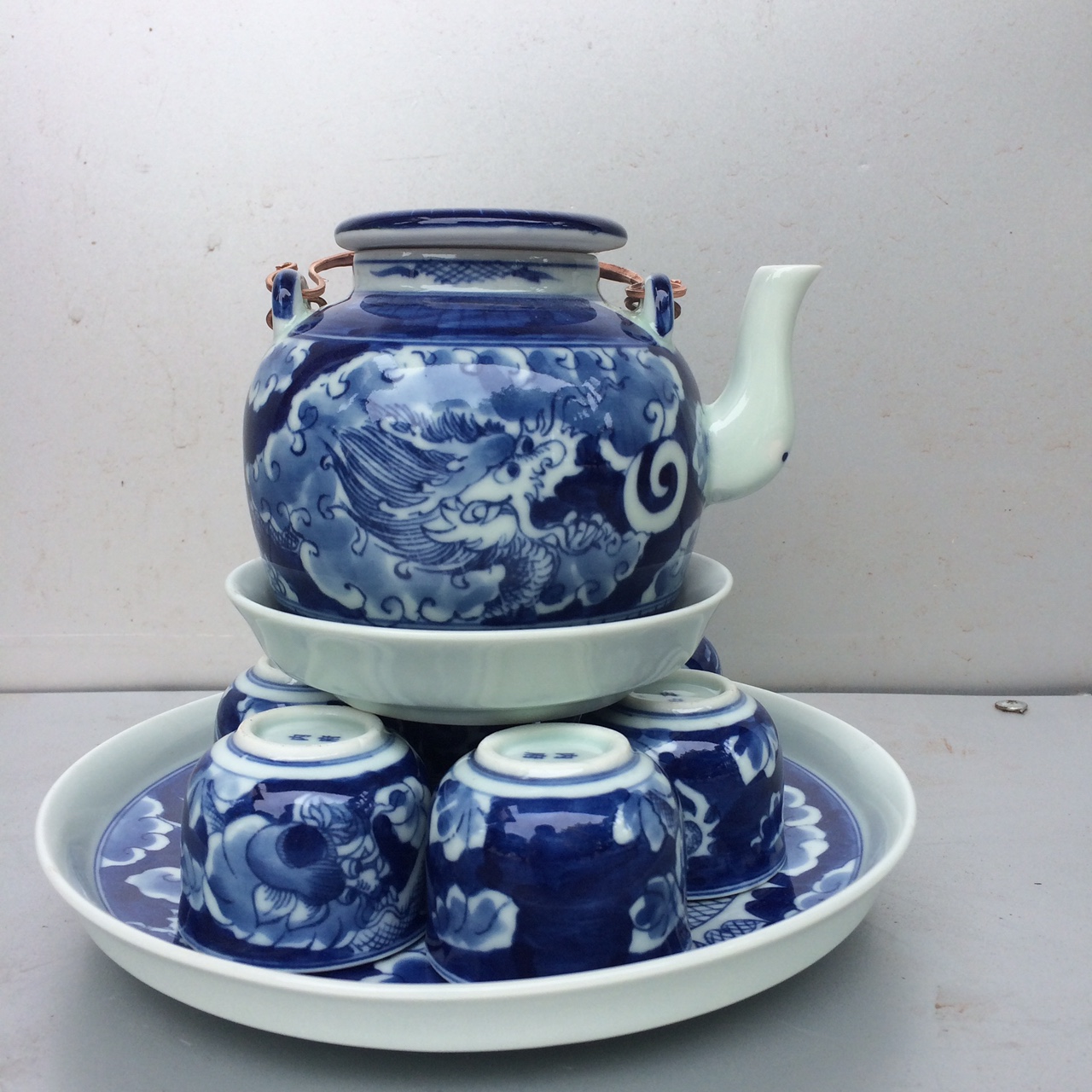 Bộ ấm chén long ẩn 1