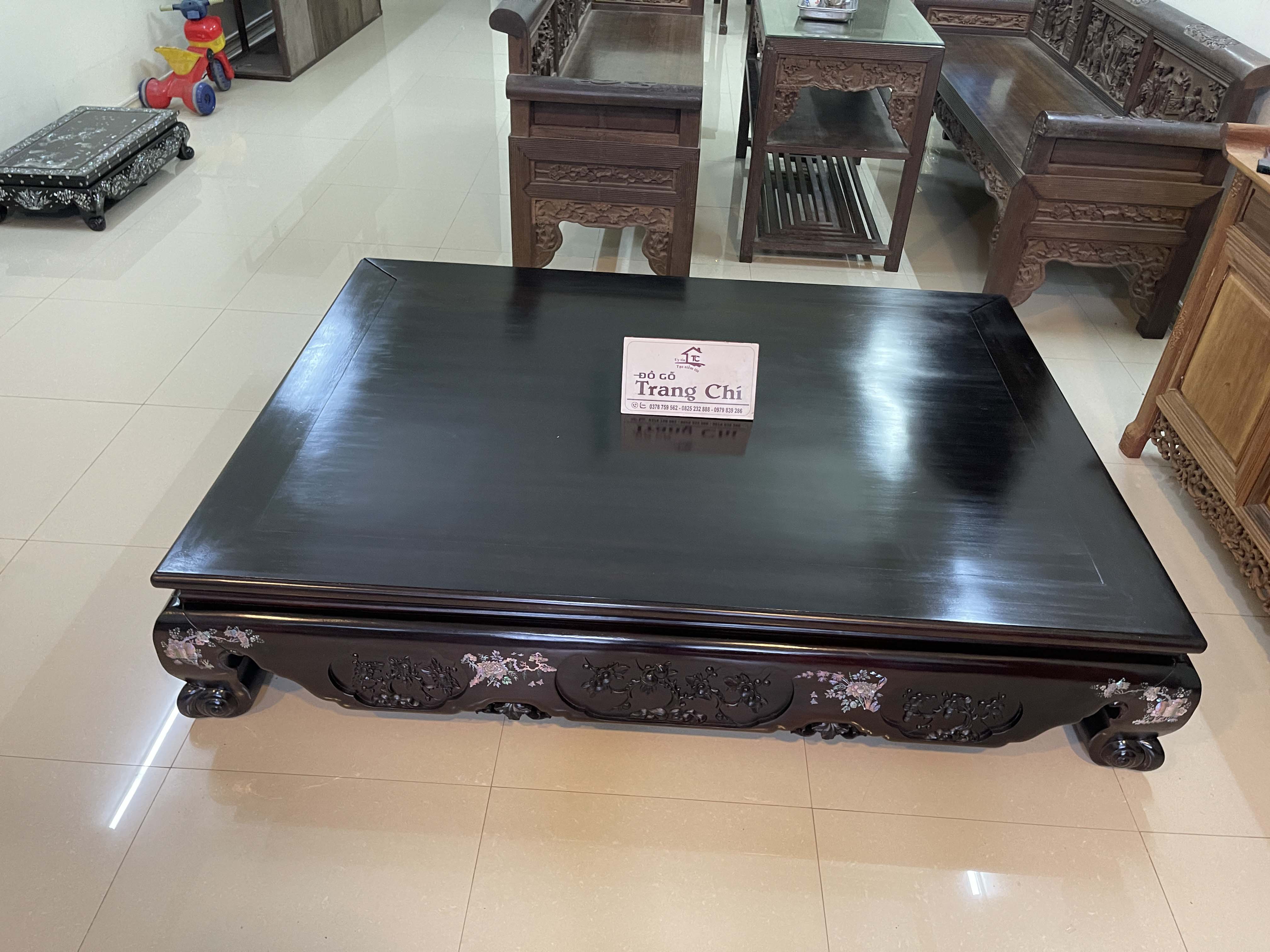 mau_sap_chan_quy_kham_oc_3