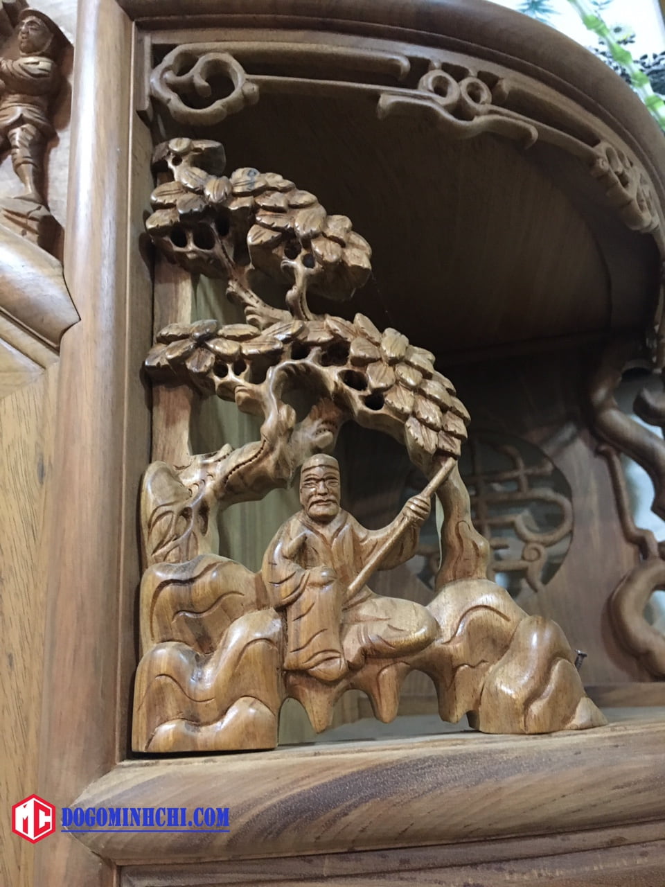 tu-chua-go-gu-ta-quang-binh-tram-tich-5