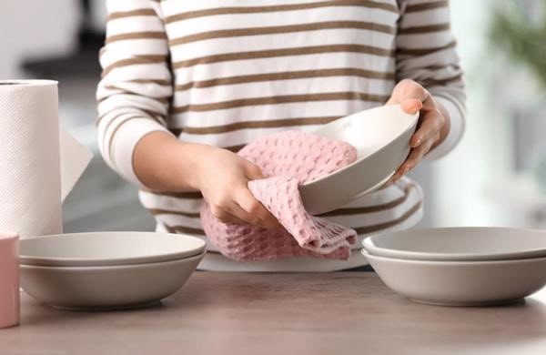 Hướng dẫn cách bảo quản bát đĩa sứ tại nhà Hướng dẫn cách bảo quản bát đĩa sứ tại nhà