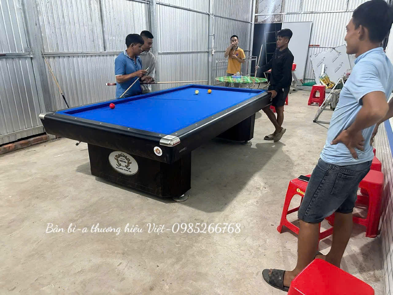 Cách kiểm tra mặt đá và băng bàn bi a trước khi mua