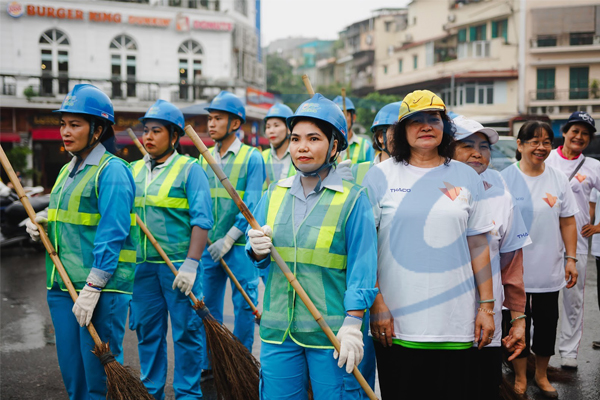 quần áo công nhân vệ sinh