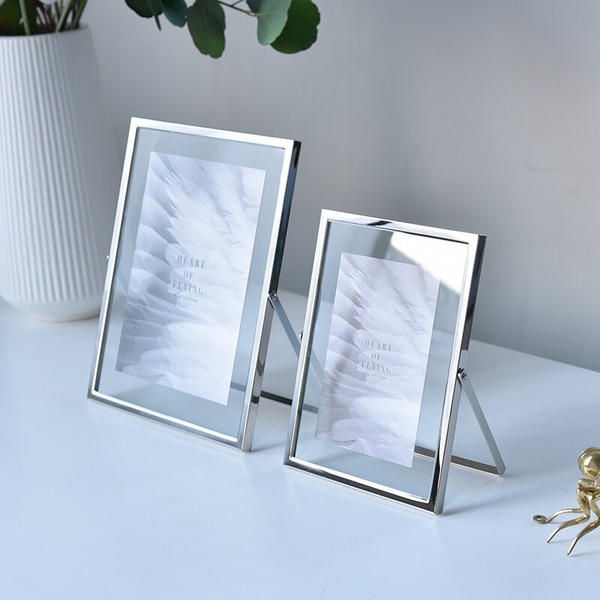 Khung ảnh đẹp để ghép ảnh bằng kim loại đa dạng kích thước cho bạn lựa chọn