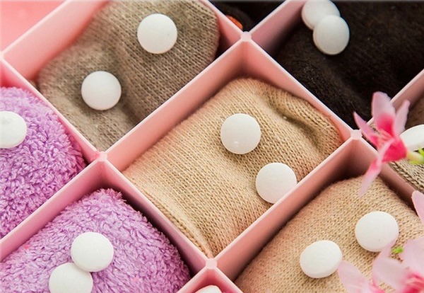 Khử mùi hôi và ẩm mốc bằng sáp thơm, túi thơm và long não