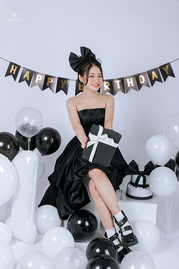 Chụp hình theo concept giúp hình ảnh sinh nhật trở nên ý nghĩa và khác biệt