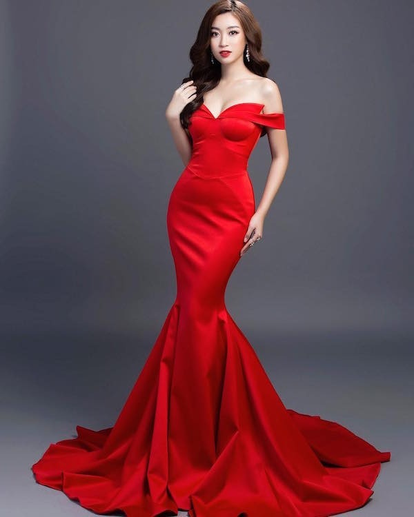 Chiếc váy này cũng là lựa chọn của nhiều cô nàng sở hữu thân hình nóng bỏng