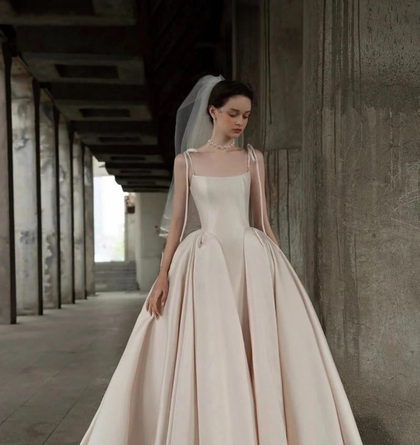 Hình ảnh váy cưới đẹp dáng nhún eo