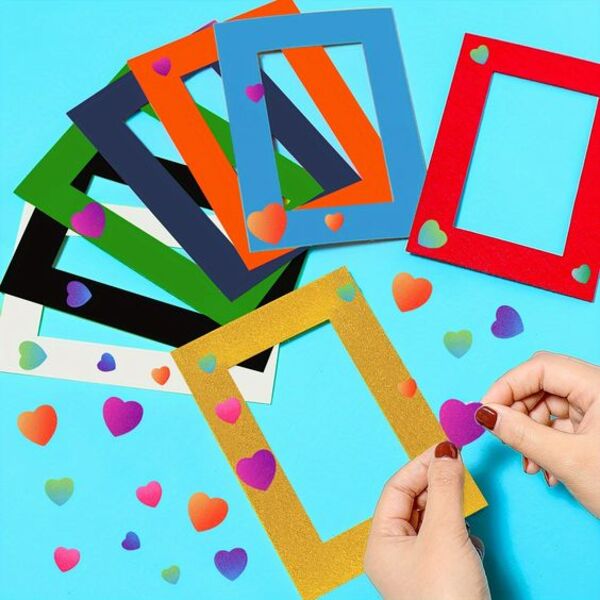 Mẫu khung ảnh bằng bìa cứng nhiều màu xinh xắn