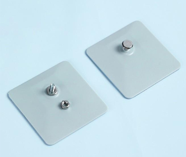 Móc dán tường treo ảnh tiện dụng