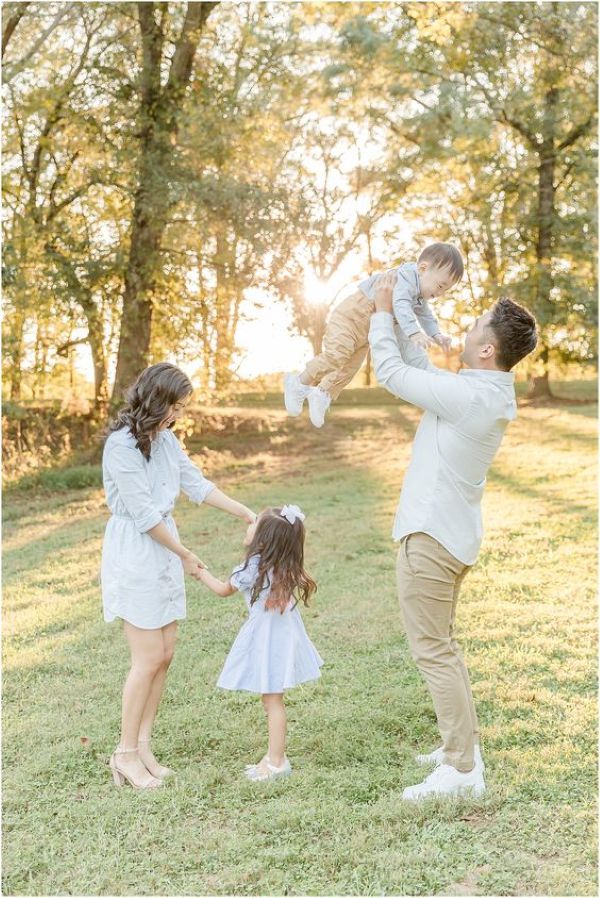 Concept chụp ảnh gia đình 4 người