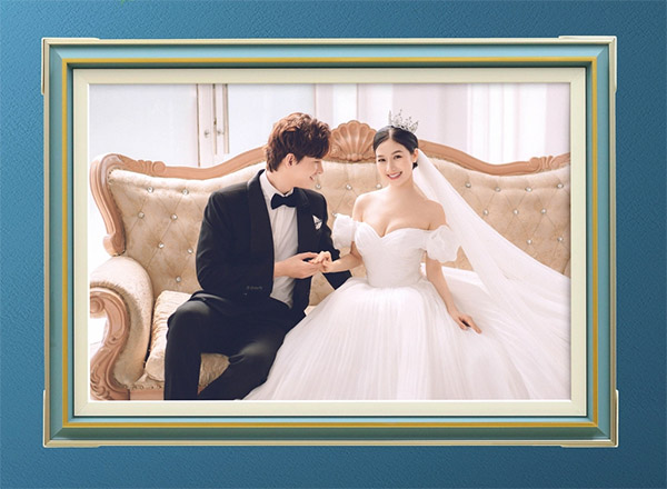 Mẫu khung hình cưới phong cách hiện đại