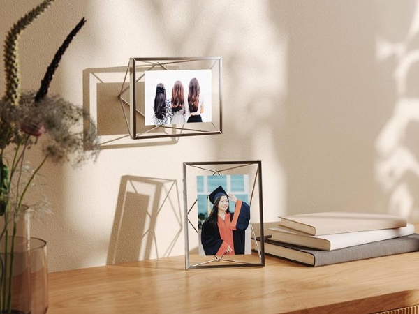 Mẫu khung ảnh 13x18 để bàn