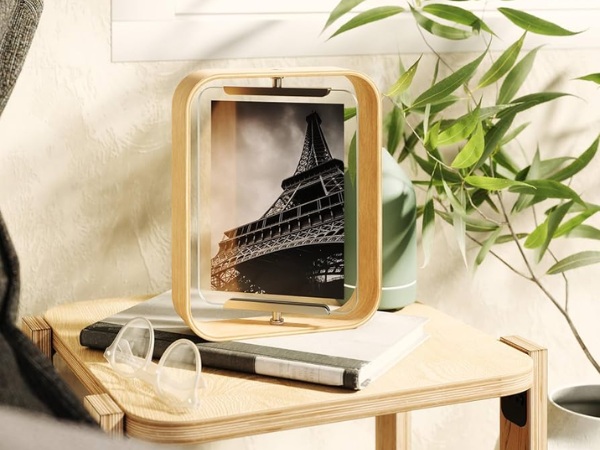 Khung xoay 360 độ độc đáo