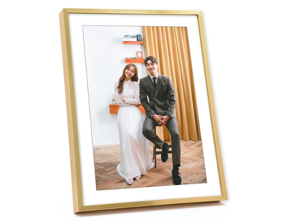 Khung ảnh mạ vàng đẹp mắt