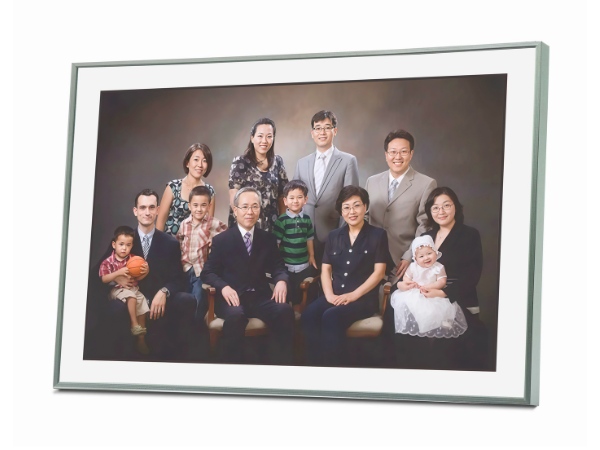 Khung ảnh gia đình viền nhôm