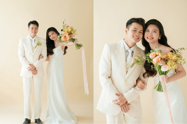 Phông nền vàng nhạt mang đến sự rạng rỡ và tích cực cho album ảnh cưới