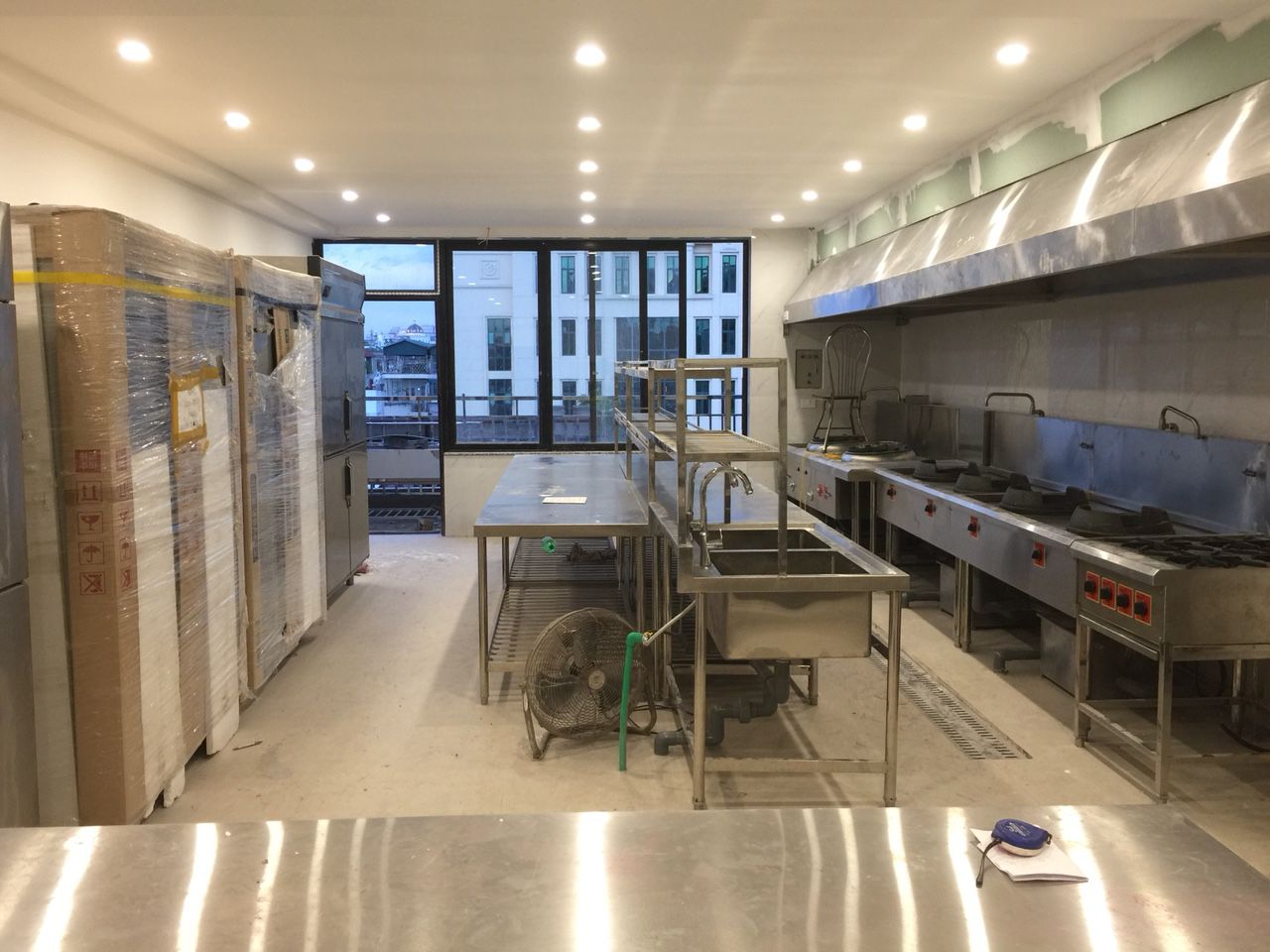 Lựa chon thiết bị bếp công nghiệp dựa trên công suất vụ khách