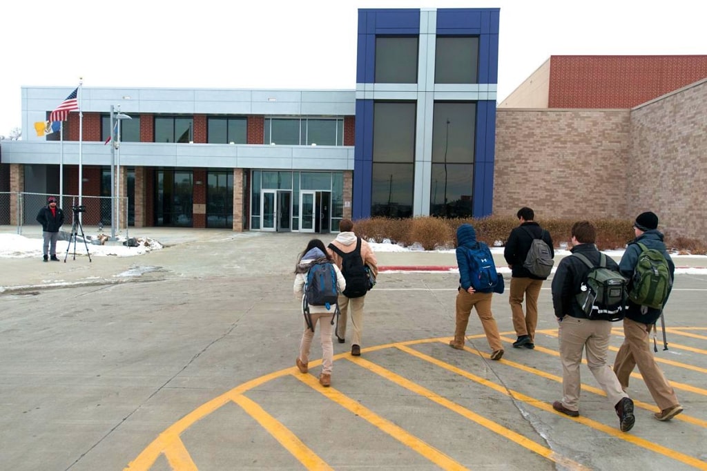 Heelan Catholic High School - Trường trung học hạng A chi phí dưới $20,000