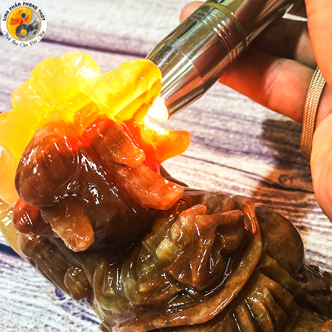 Tỳ hưu đá cẩm thạch vân gỗ