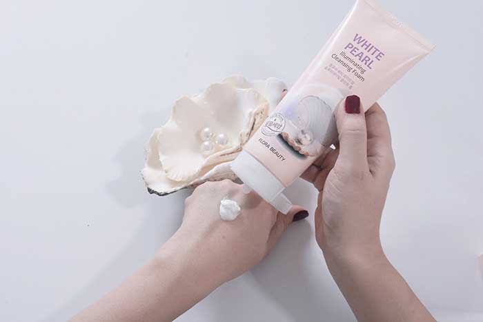 mỹ phẩm có thành phần được chiết xuất từ ngọc trai