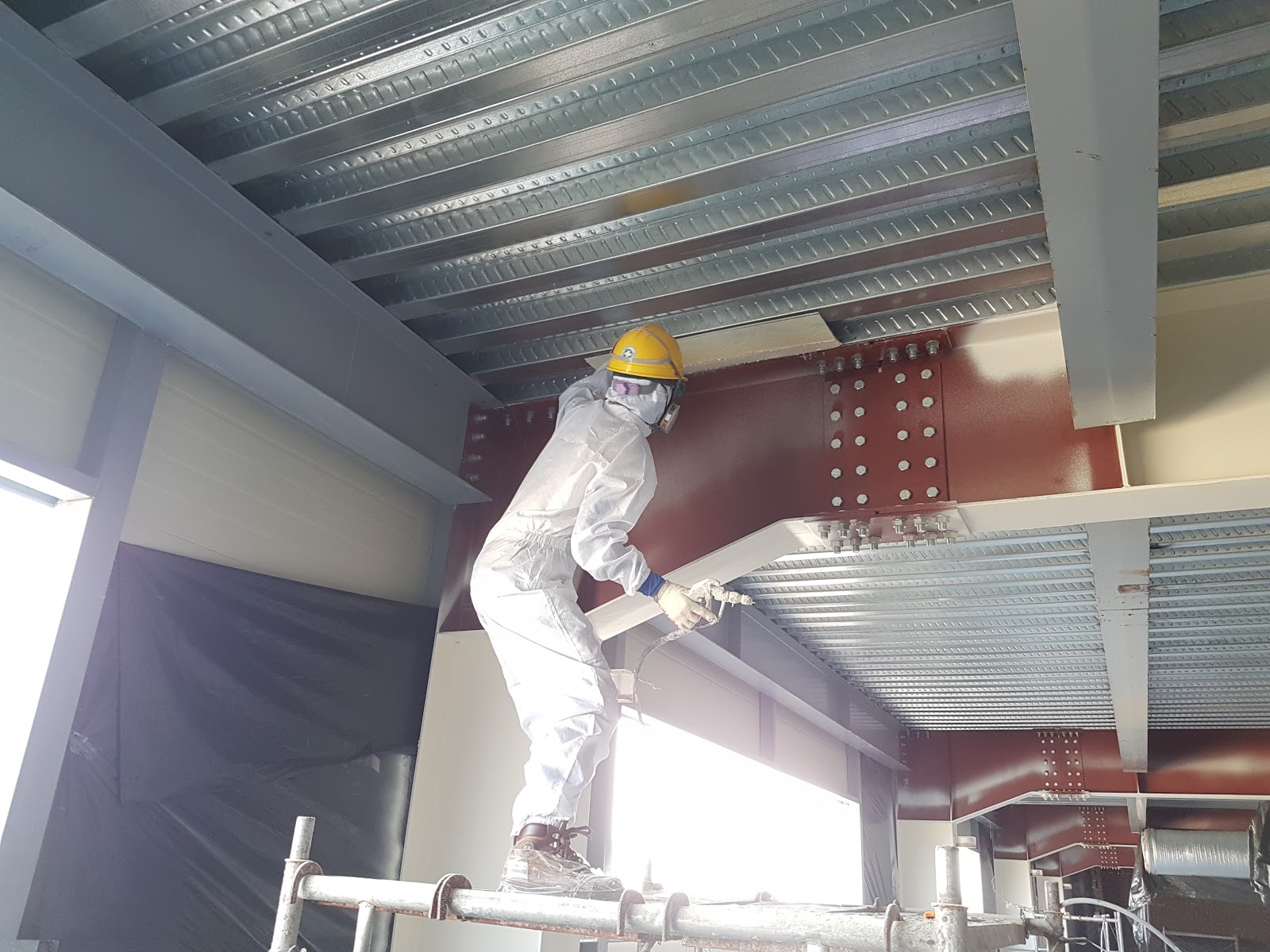 THI CÔNG SƠN CHỐNG CHÁY