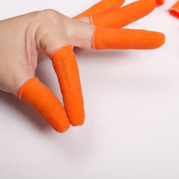 Bao bọc đầu ngón tay có gai màu cam