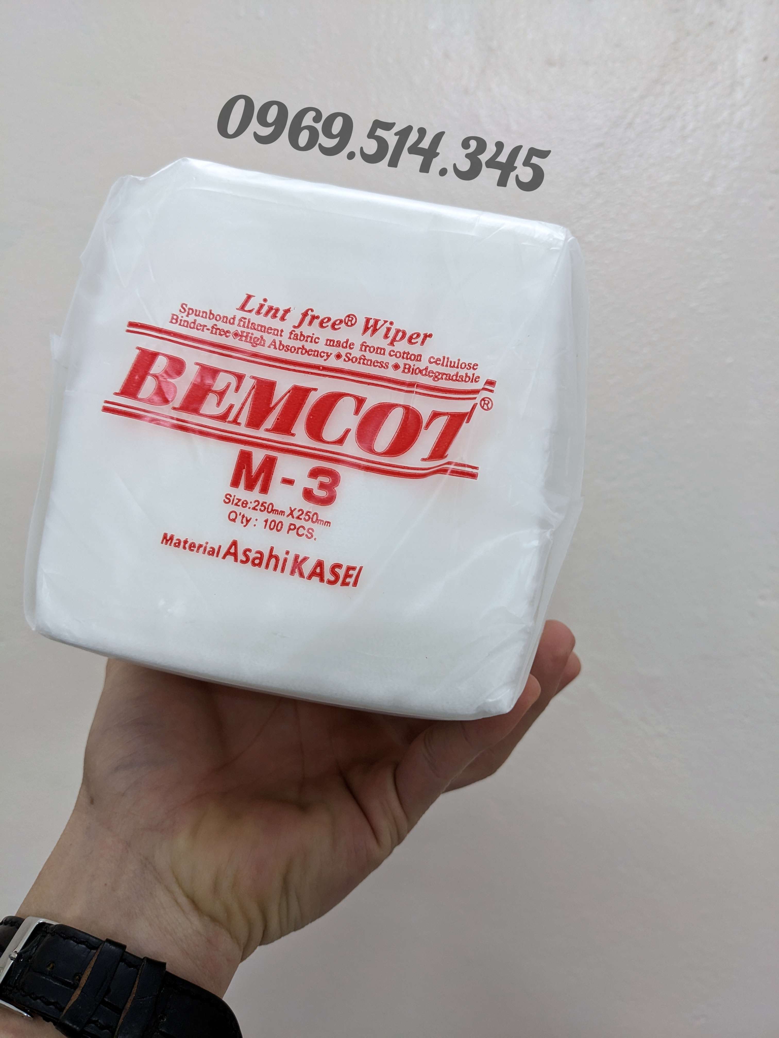 Ảnh bao bì mặt trước in chữ rõ ràng, sạch đẹp của Giấy lau phòng sạch Bemcot M3