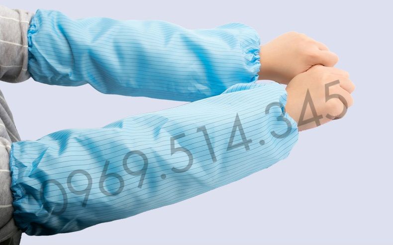 Trong đời sống hằng ngày, ống tay và tạp dề vải bảo hộ cũng được người dân sử dụng rộng rãi 4. Mua tạp dề- bao tay phòng sạch chống tĩnh