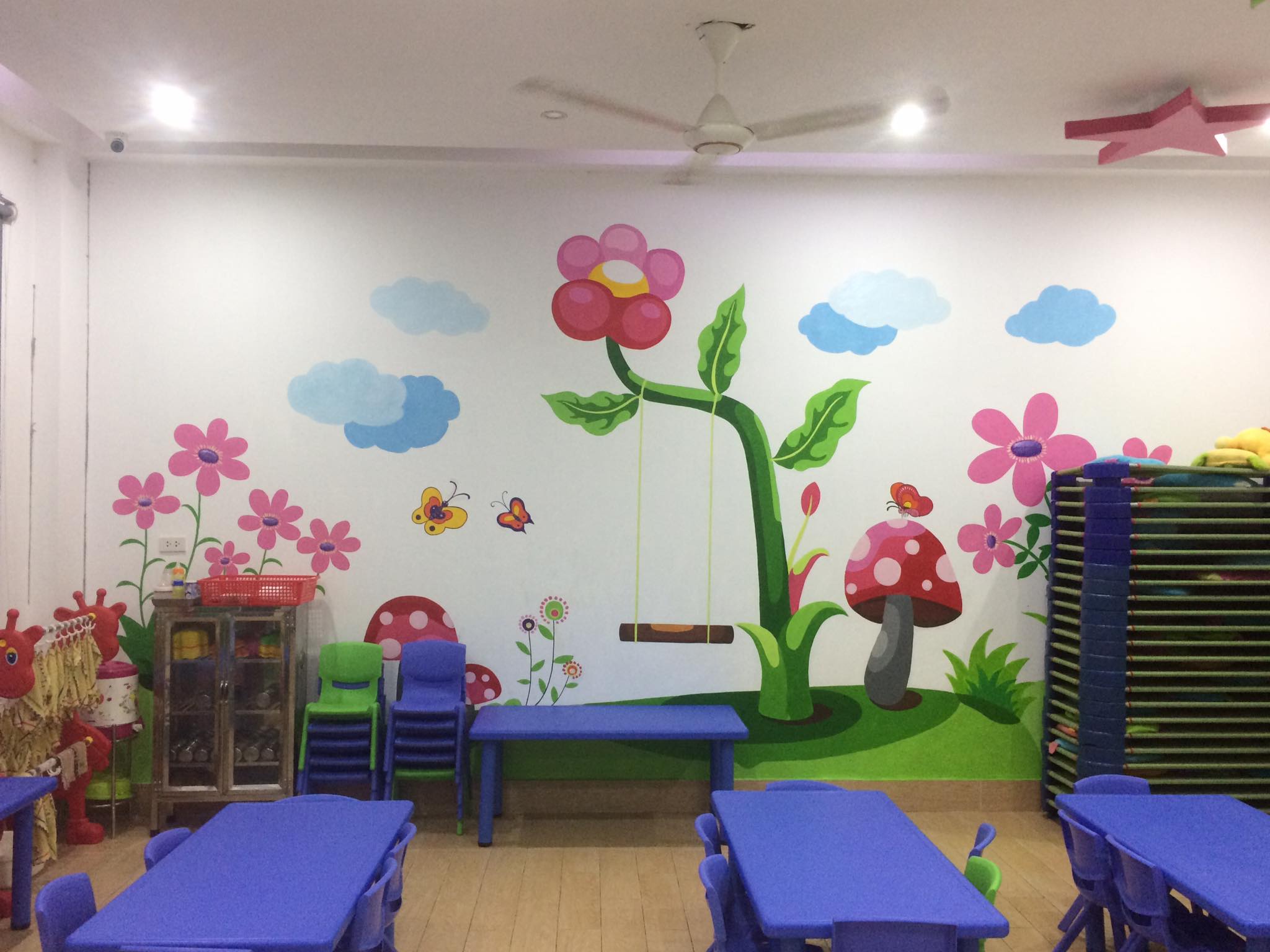 Vẽ tranh tường trường mầm non Hà Nội