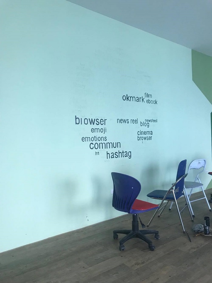 Vẽ Tranh Tường Văn Phòng BĐS VNG