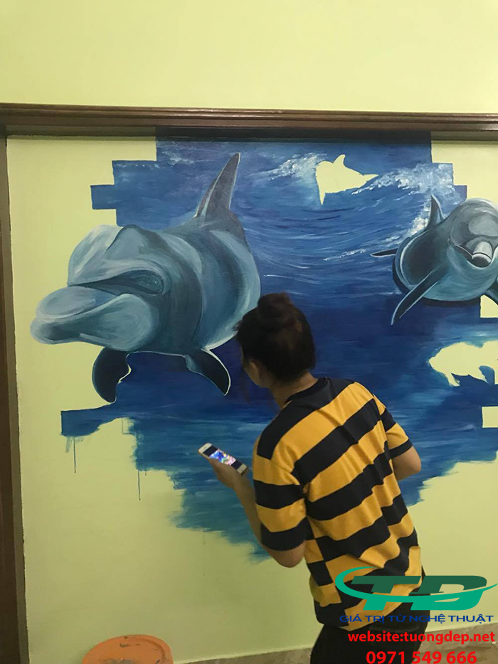 Vẽ tranh tường phòng ngủ cho bé