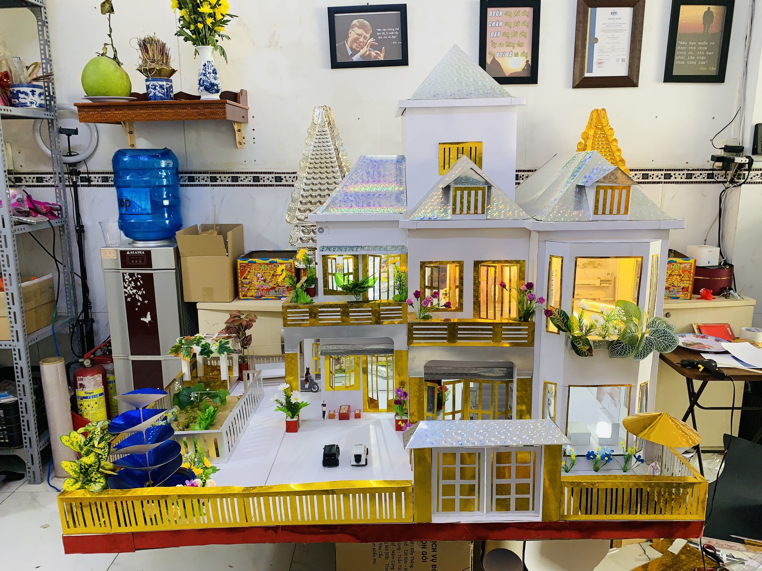 Biệt thự vàng mã làm theo yêu cầu