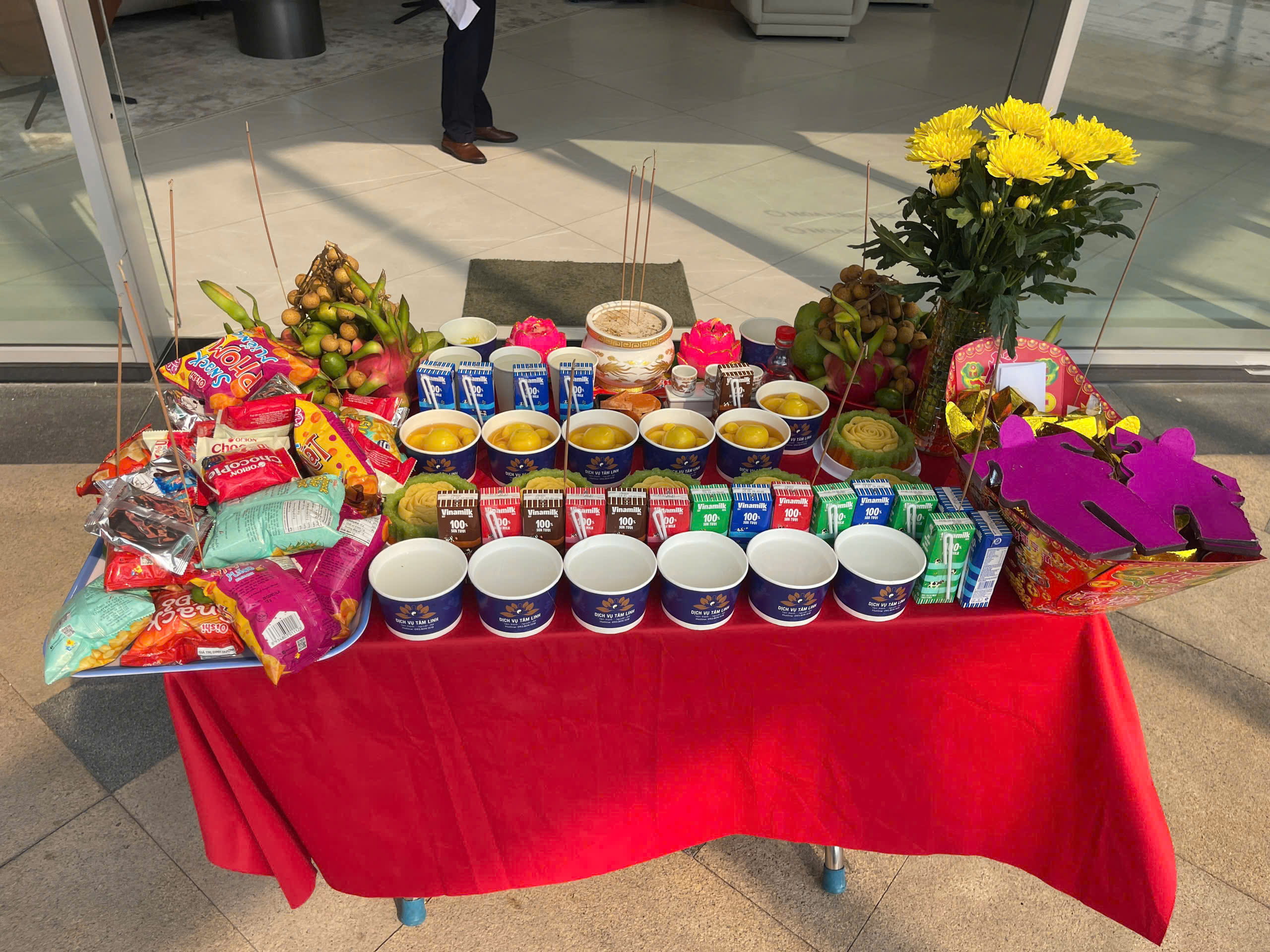 Mâm Cúng Cô Hồn Mồng 2 – 16: Nghi Lễ Tâm Linh Quan Trọng Cho Gia Đình Và Người Kinh Doanh