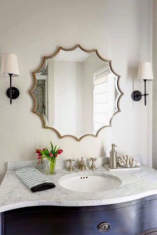 Vai trò của gương phòng tắm trong trang trí nội thất