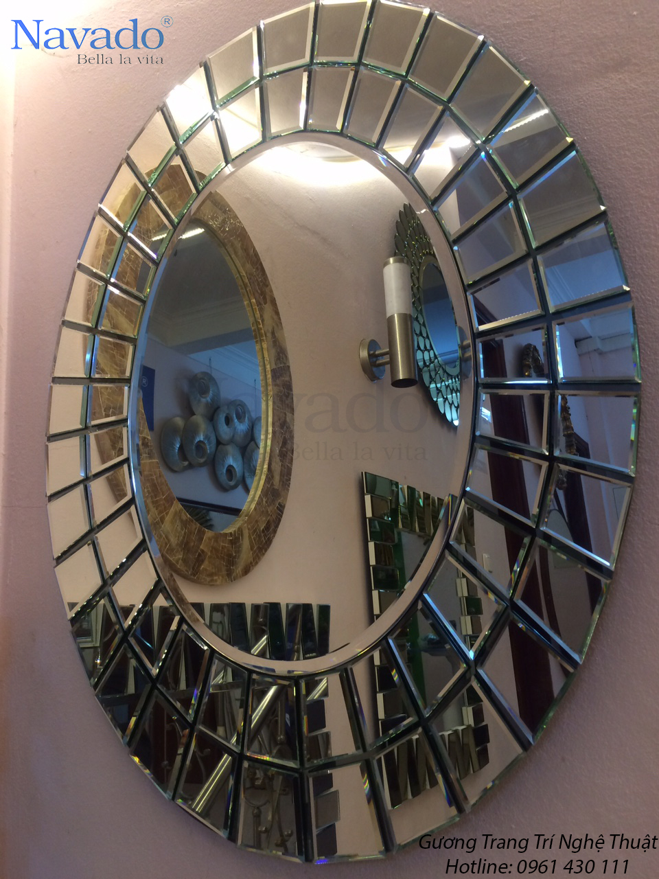 Ý tưởng trang trí không gian với gương treo tường