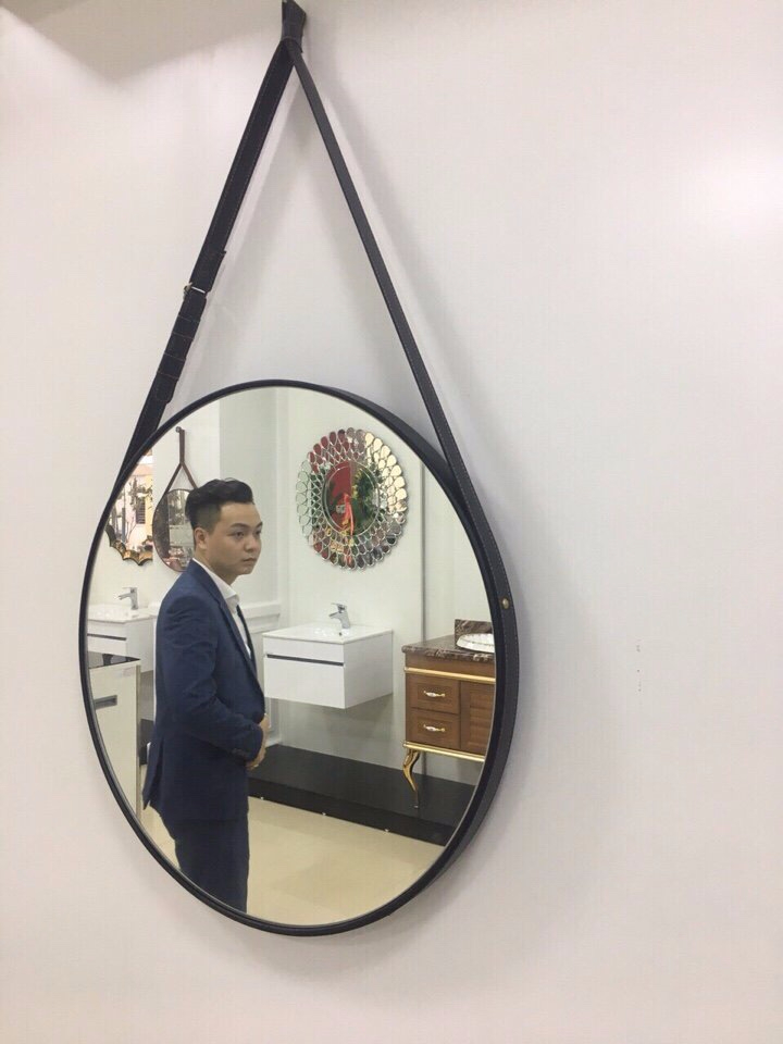 Gương treo dây da cho bàn trang điểm