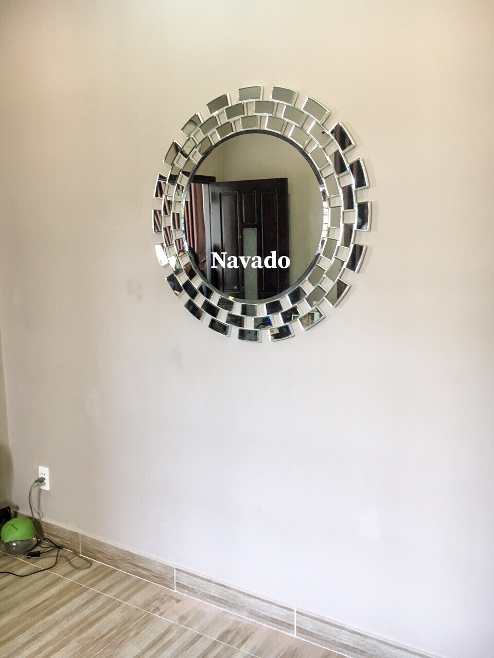 Xu hướng lựa chọn gương trang điểm treo tường