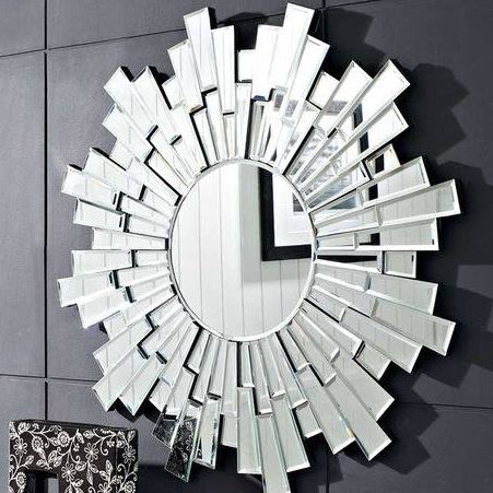 Gương trang trí chất lượng bền đẹp theo thời gian