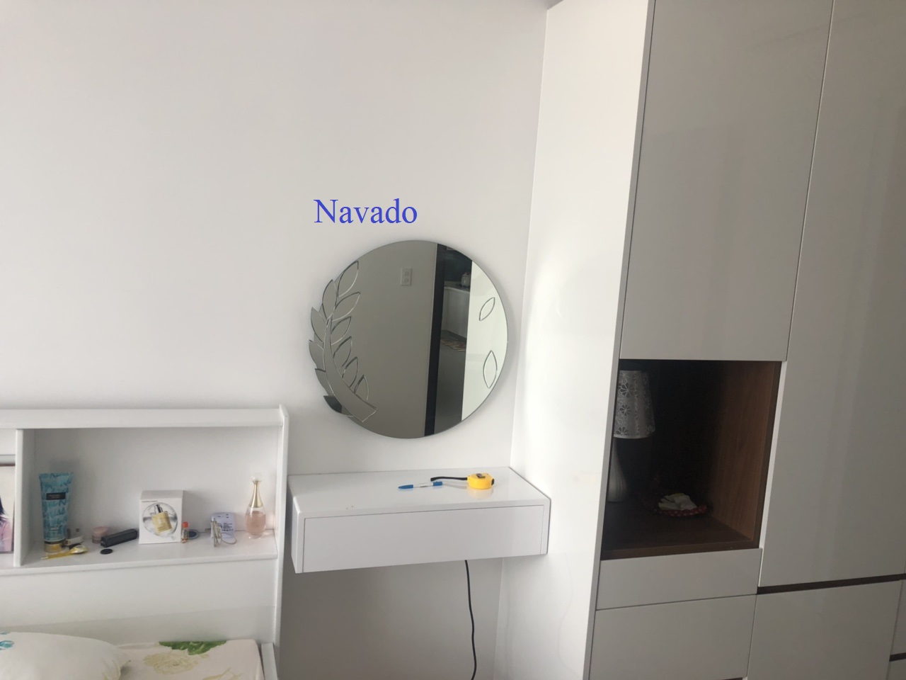 Xu hướng lựa chọn gương trang điểm treo tường