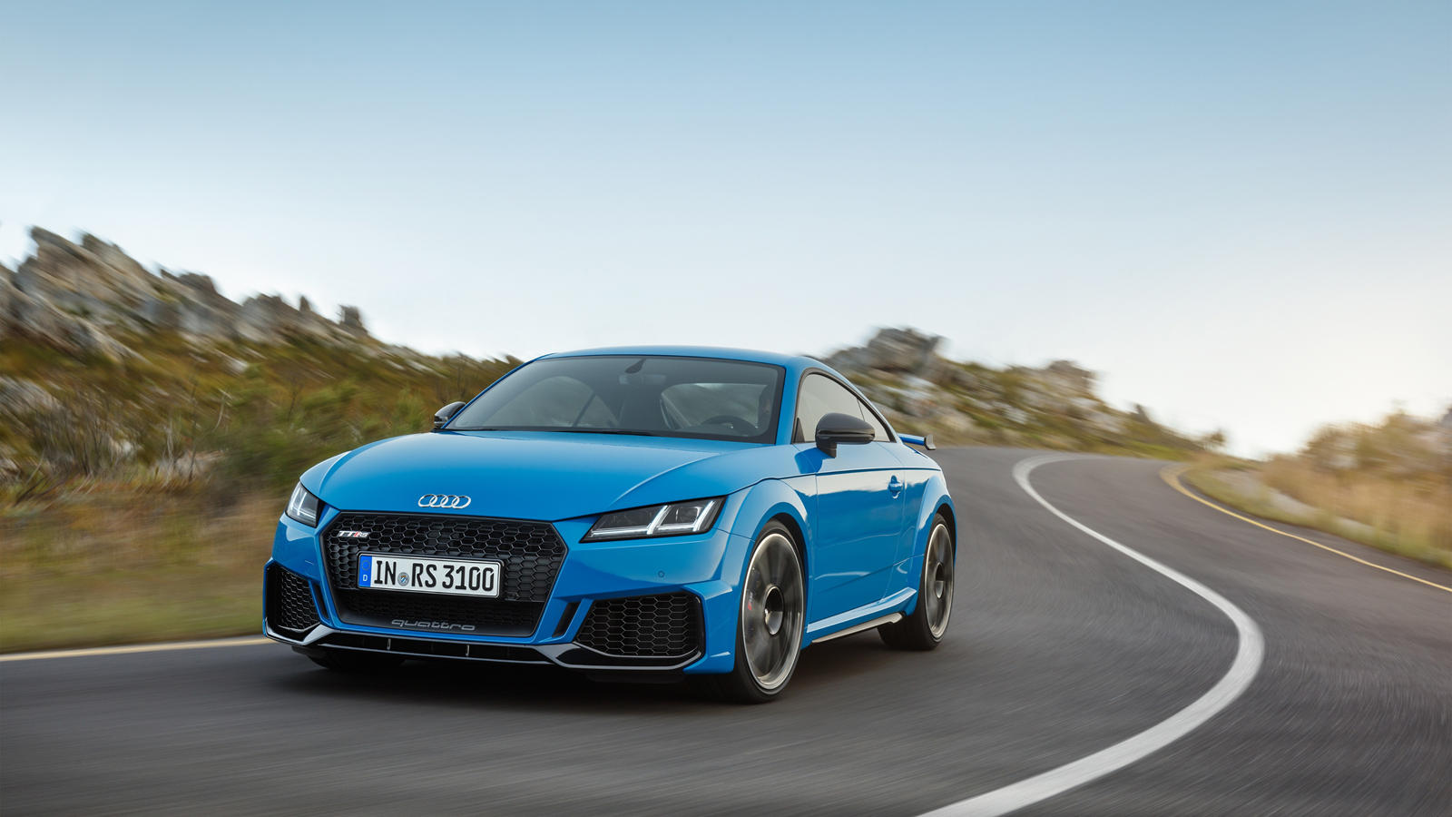 Audi TT RS: Chiếc xe đứng đầu trong 7 mẫu xe thể thao HOT nhất 2019