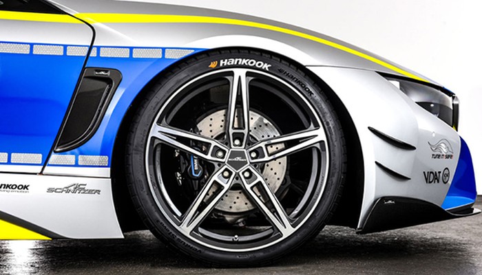 Chiếc xe được độ riêng cho cảnh sát Đức