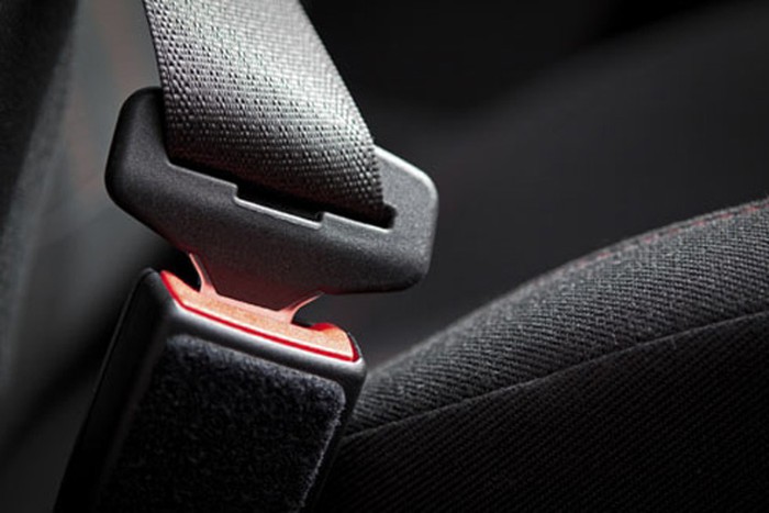Tiêu chuẩn dây đai an toàn ô tô đảm bảo lợi ích cho người lái xe