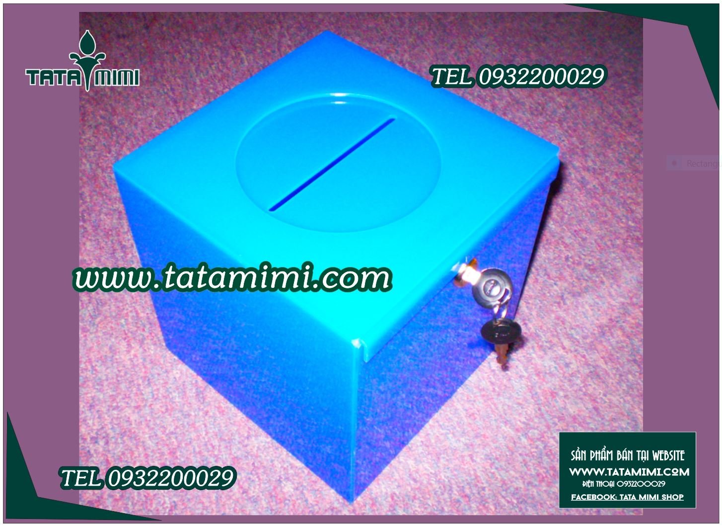 Hộp thư góp ý được làm từ mica màu xanh coban